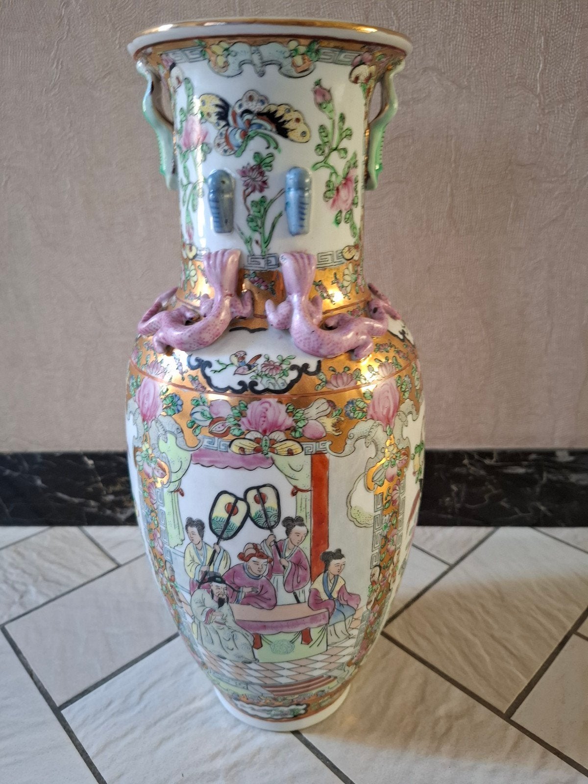 Chinese vaas, Ophalen