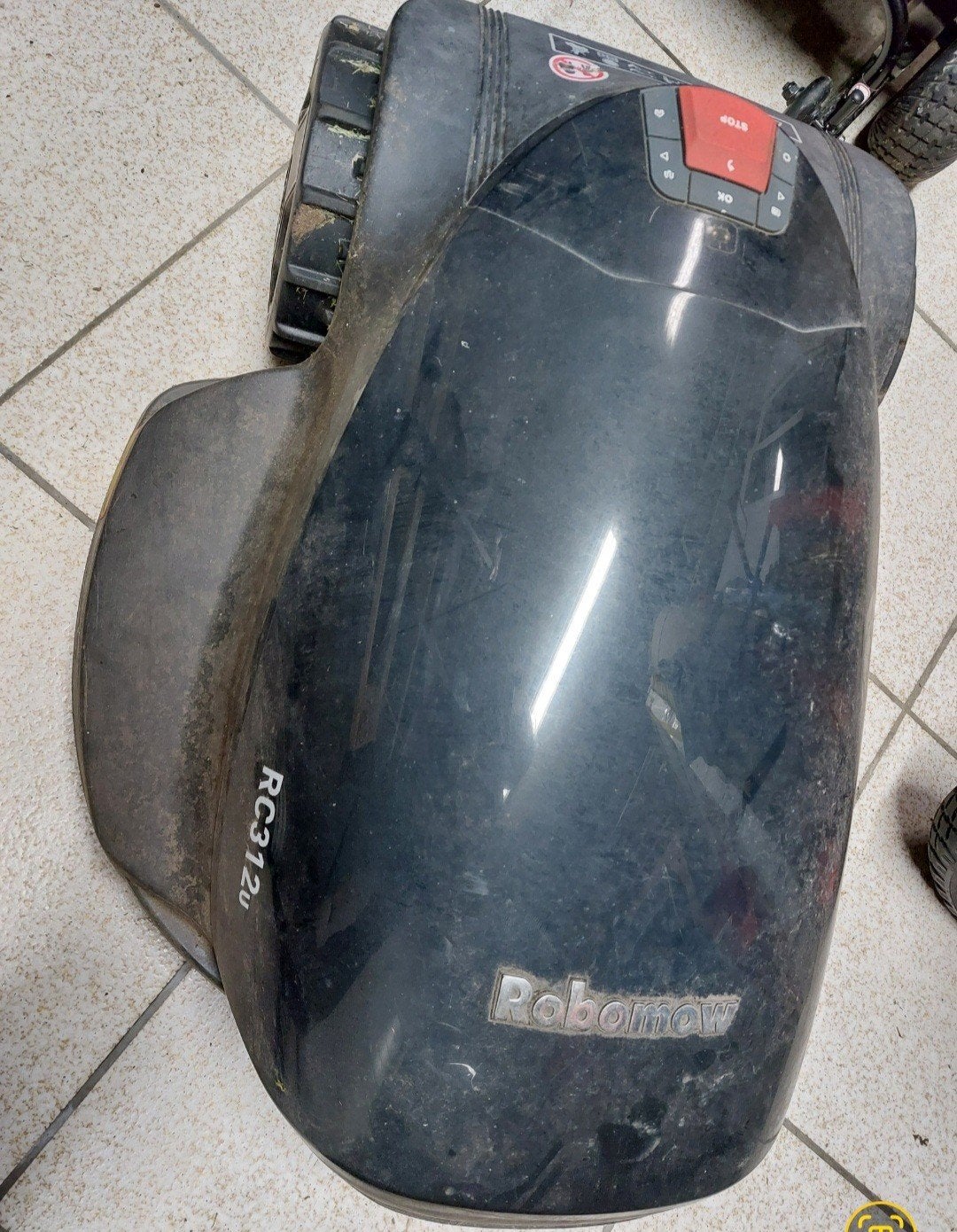 Robomow RC 312 U met lader en laadstation, voor onderdelen, Jardin & Terrasse, Tondeuses robotisées, Enlèvement