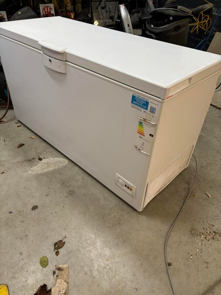 Congelateur bahut BEKO HSA37540N 350 L 2022, Electroménager, Congélateur, 85 à 120 cm, Enlèvement, Utilisé