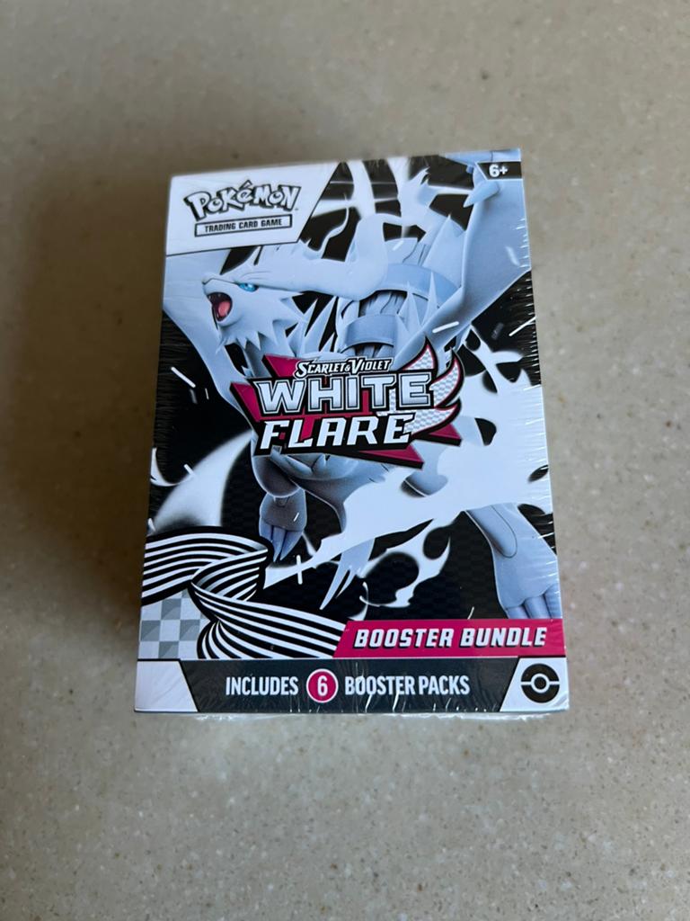 Pokémon kaarten Scarlet & Violet WHITE FLARE ongeopend, Hobby en Vrije tijd, Verzamelkaartspellen | Overige, Verzenden, Nieuw