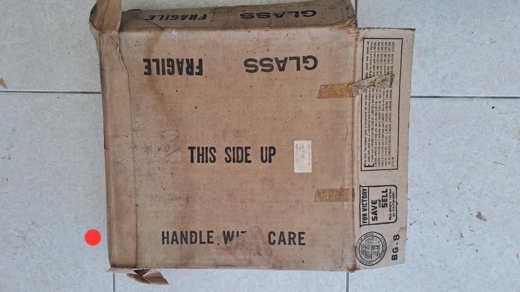 100 tubes radio américains 1944, Enlèvement ou Envoi