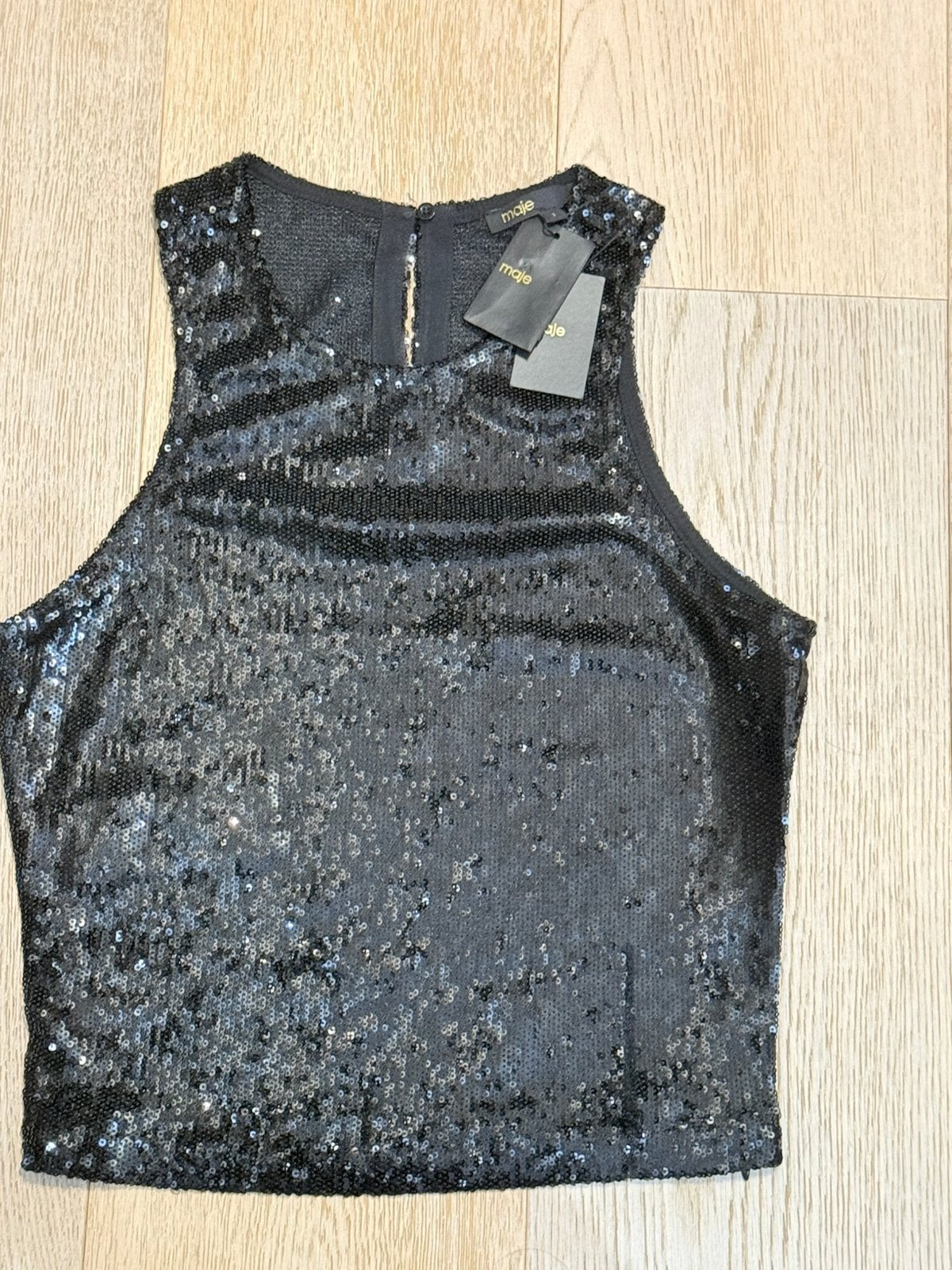 Neuf crop top Maje a sequins  petit défauts T36, Enlèvement ou Envoi, Neuf