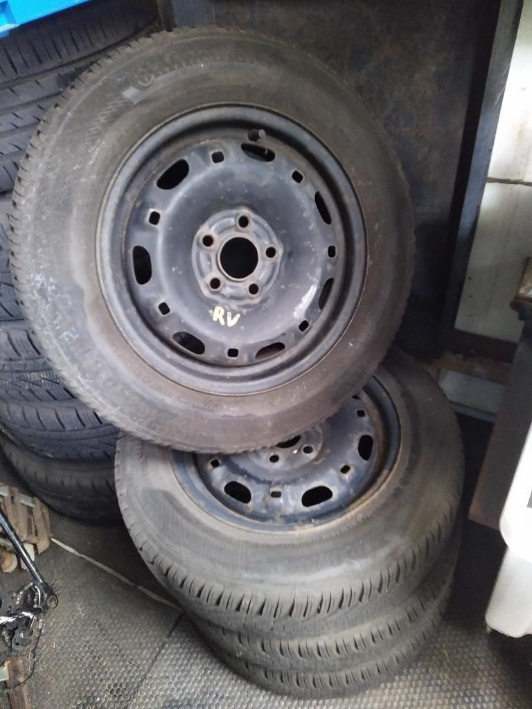 Pneus d'hiver sur jantes en acier pour VW POLO, Autos : Pièces & Accessoires, Enlèvement, Pneus hiver, Pneu(s)