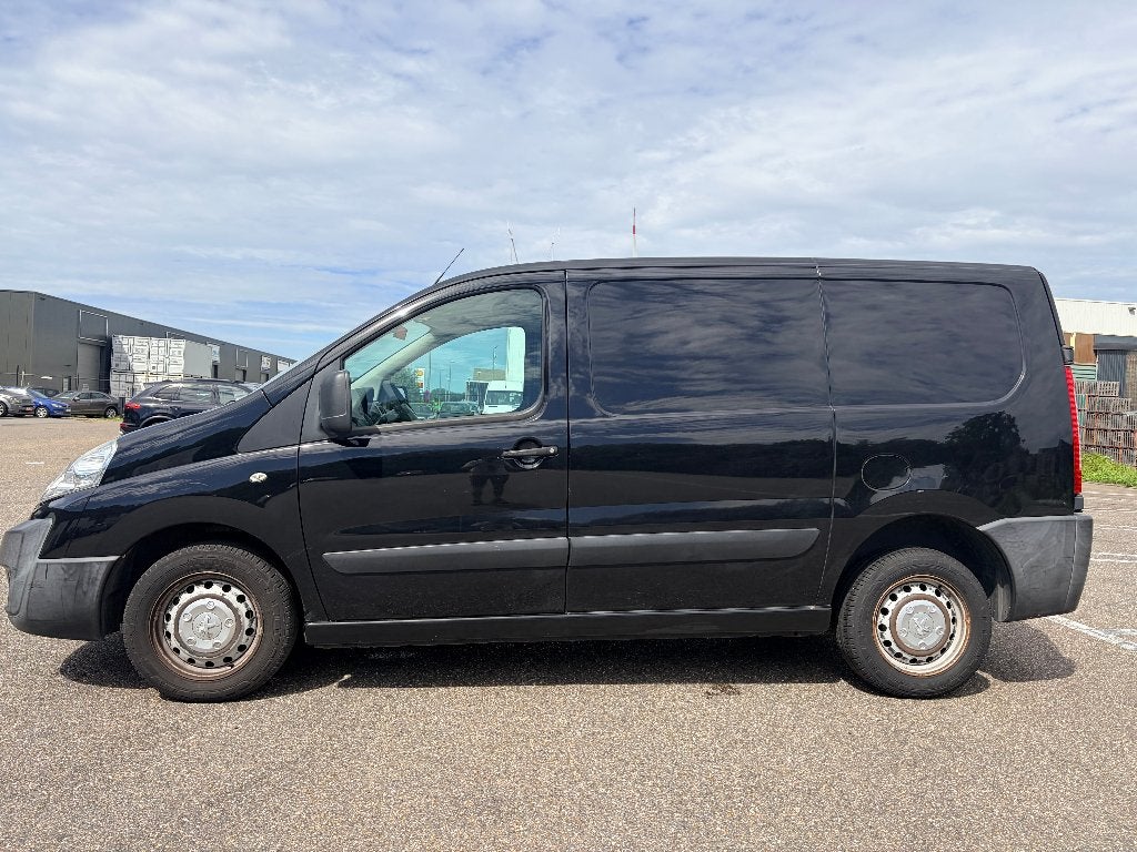Peugeot Expert 2.0 HDi  174.000 km  1 Jaar Garantie – €7.250, Auto's, Zwart, Zwart, Particulier, Expert Combi