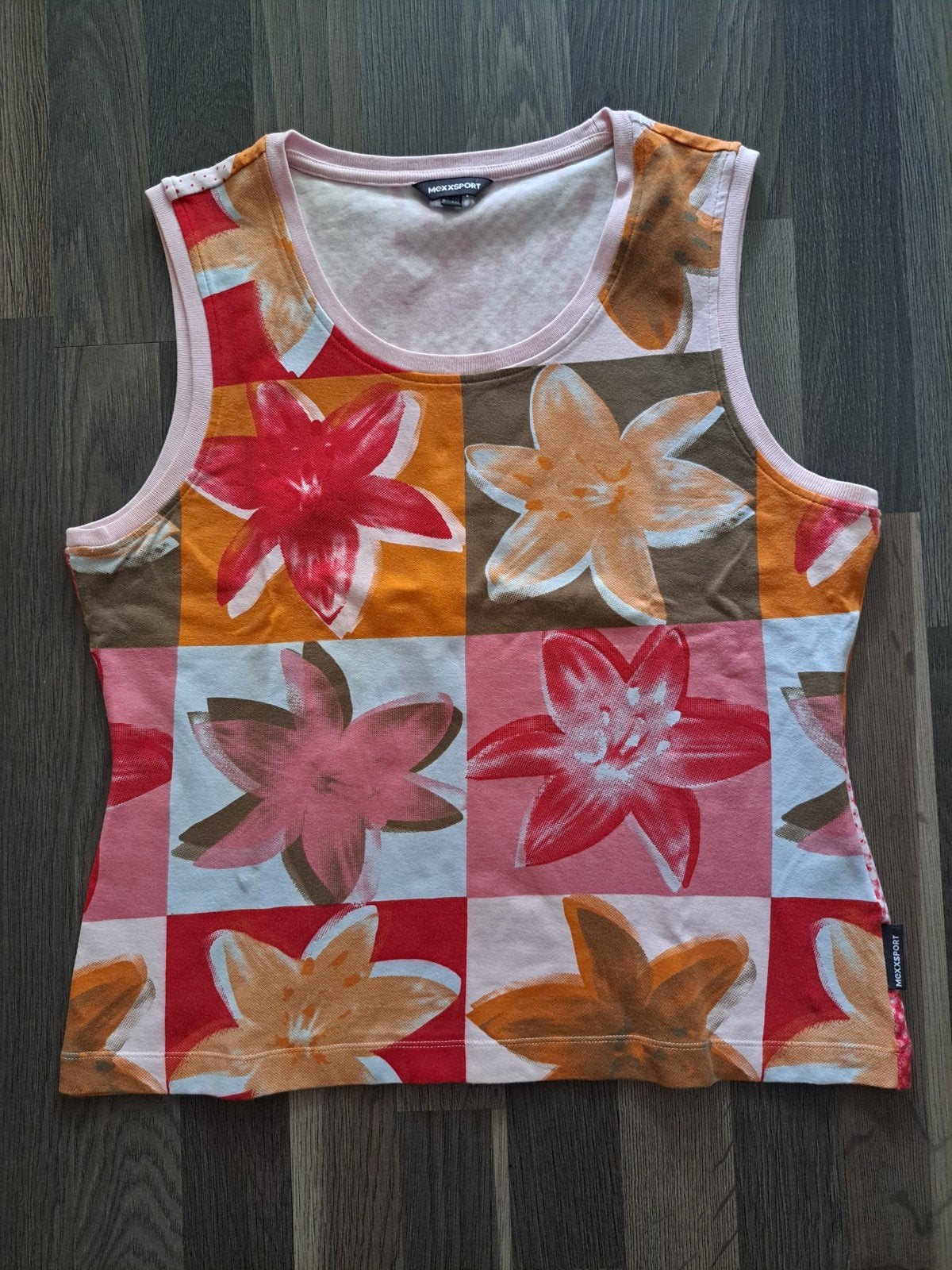 Mexxsport, leuke top met bloemen,  L, Kleding | Dames, Topjes, Mexx, Maat 42/44 (L), Ophalen of Verzenden, Zo goed als nieuw