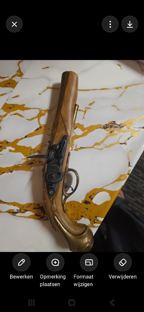 Antieke flintlock pistool (LONDON), Ophalen