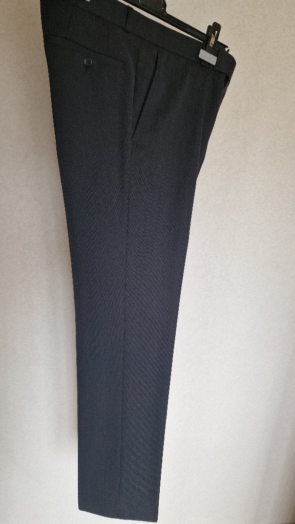 Meerdere gekleden broeken - heren - W30/L34 - nieuw, Kleding | Dames, Broeken en Pantalons, Ophalen of Verzenden, Nieuw, Maat 34 (XS) of kleiner