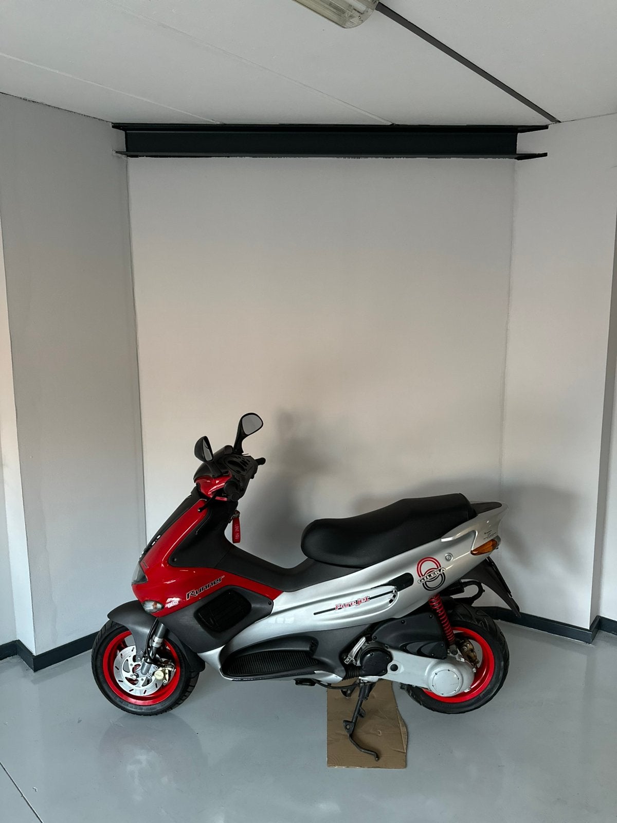 Gilera runner 50cc purejet, Vélos & Vélomoteurs, Scooters | Piaggio, Comme neuf, Autres modèles, Classe B (45 km/h), Deux-temps