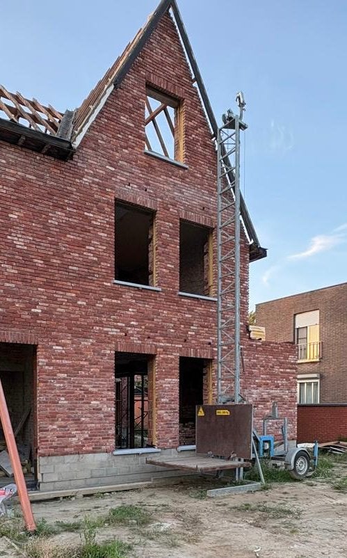 Bouwlift 220v, Doe-het-zelf en Bouw, Ophalen, Gebruikt, Bouwlift