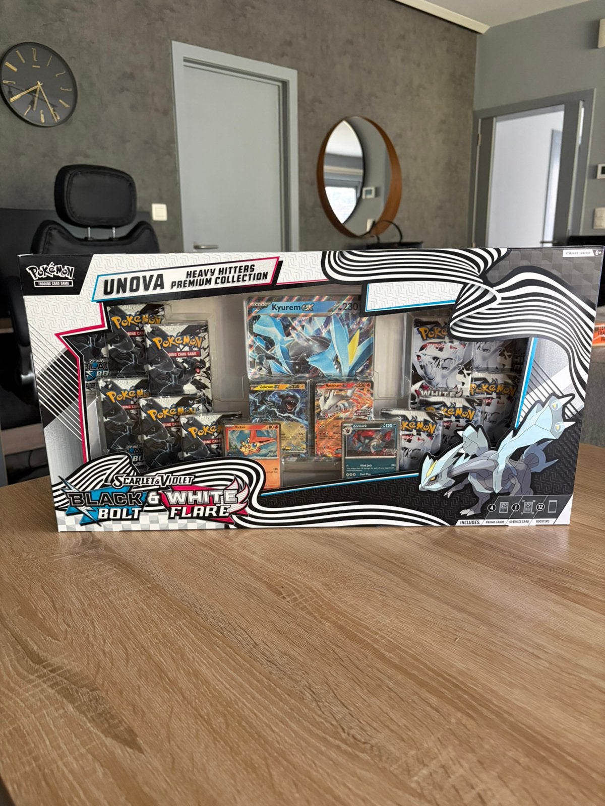 Black bolt & white flare unova, Hobby en Vrije tijd, Verzamelkaartspellen | Pokémon, Zo goed als nieuw, Ophalen of Verzenden