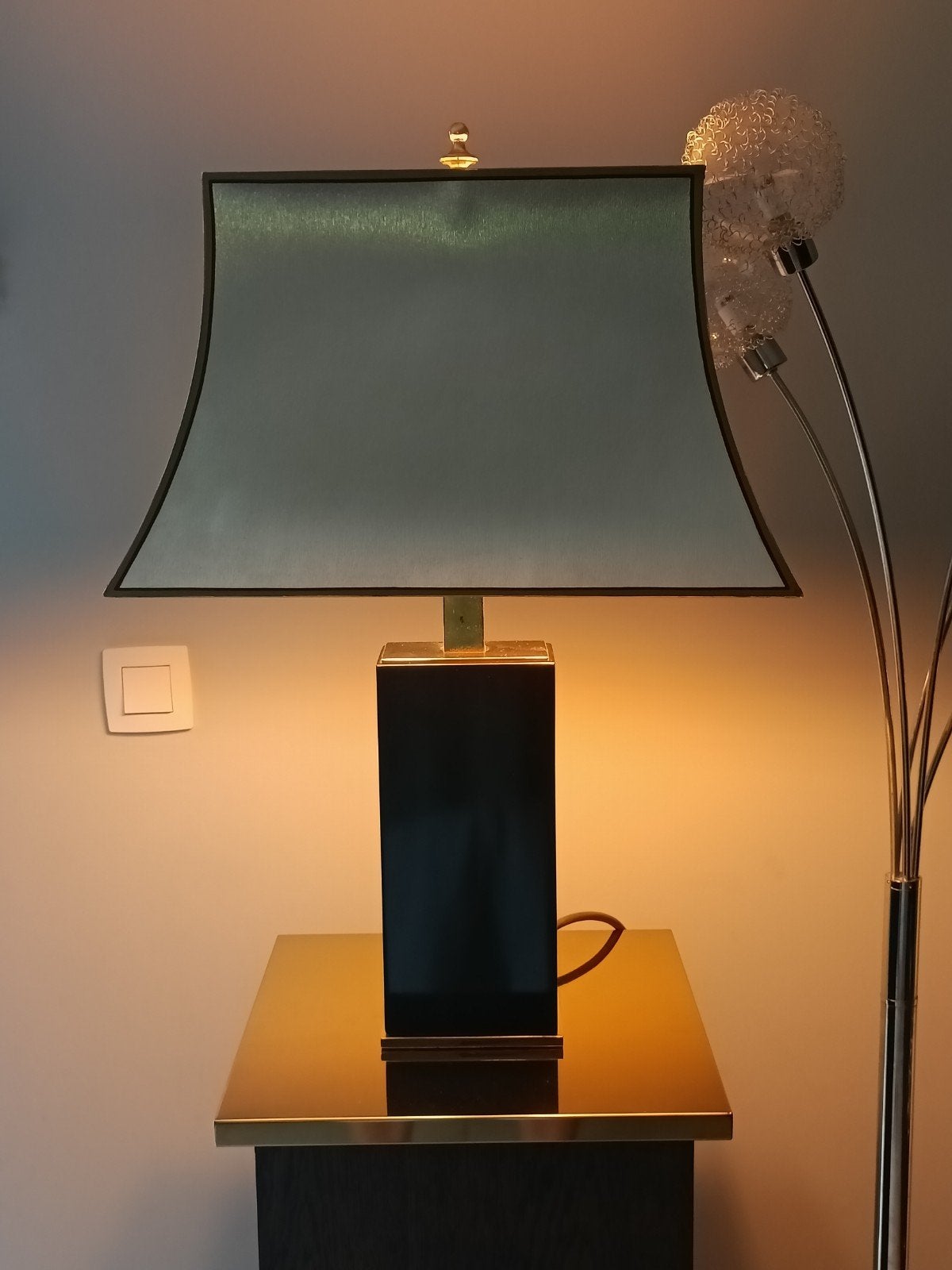 Lampe stylo Regency Dauphin pierre noir & laiton 66cm HT., Enlèvement ou Envoi