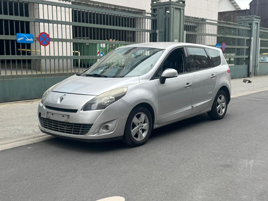 SCENIC 1.5DCI AIRCO 160.000KM BRUIT INJECTEUR 2011 7PL, Auto's, Euro 5, 1500 cc, Particulier, Te koop