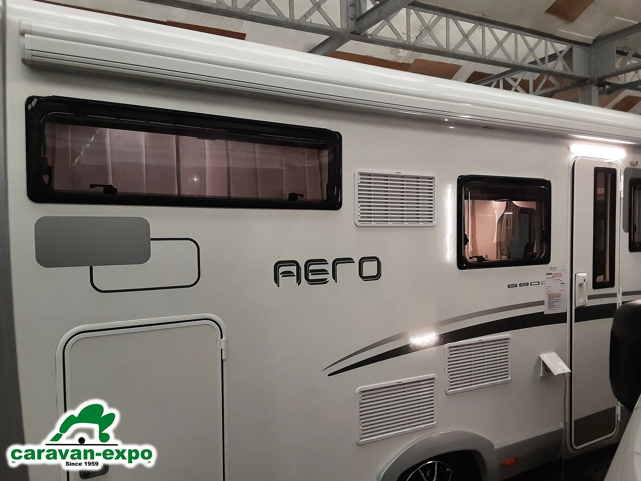 ACROSS CAR AERO 680 CD 140CV, Caravanes & Camping, Autres marques, Jusqu'à 5, Entreprise, Boîte manuelle