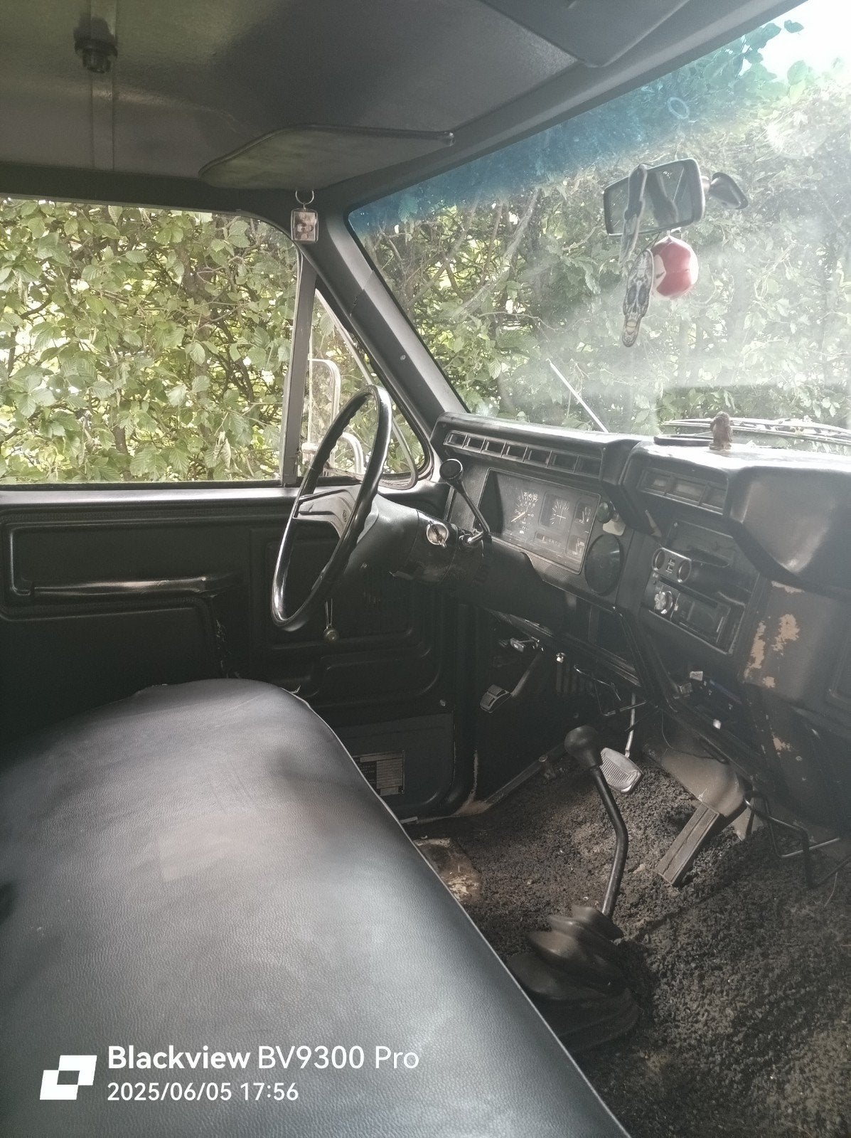 iconische '83 Bullnose F350, foto 3