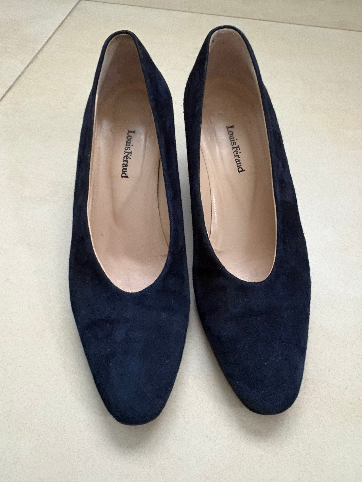 Pumps Louis Féraud, Vêtements | Femmes, Enlèvement, Comme neuf