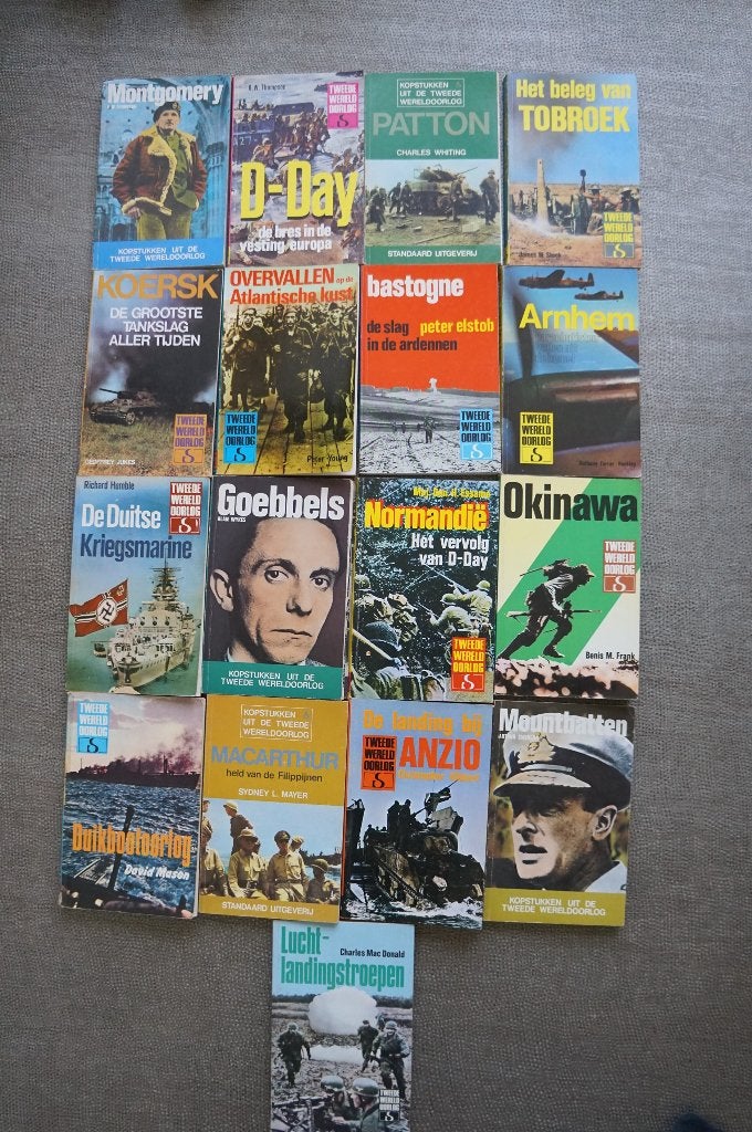 Lotje Tweede wereldoorlog Pocket reeks boeken, Verzamelen, Militaria | Tweede Wereldoorlog, Ophalen of Verzenden