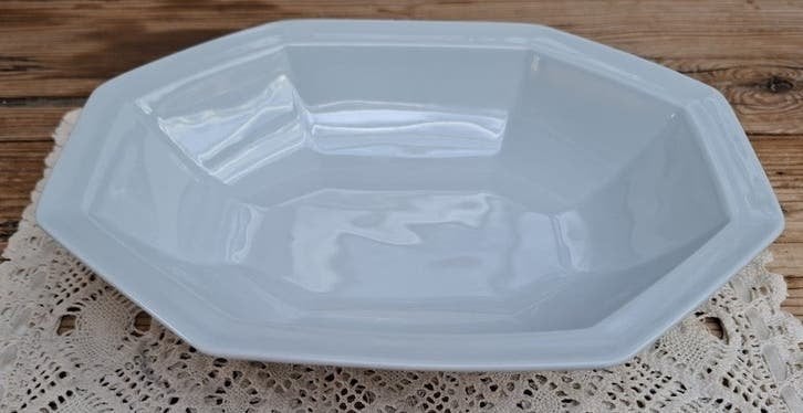 Lichtblauw vintage Frans achthoekig schaaltje, Limoges, -, Ophalen of Verzenden, Overige stijlen, -