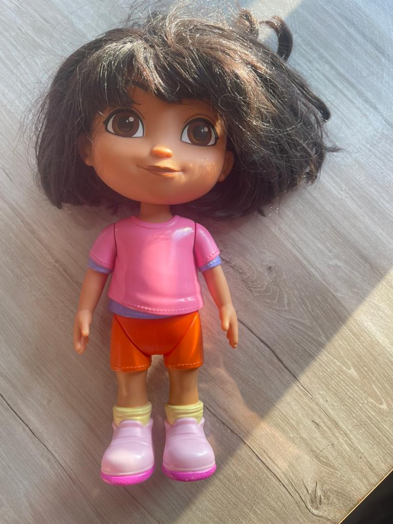Dora pop, Kinderen en Baby's, Ophalen, Zo goed als nieuw