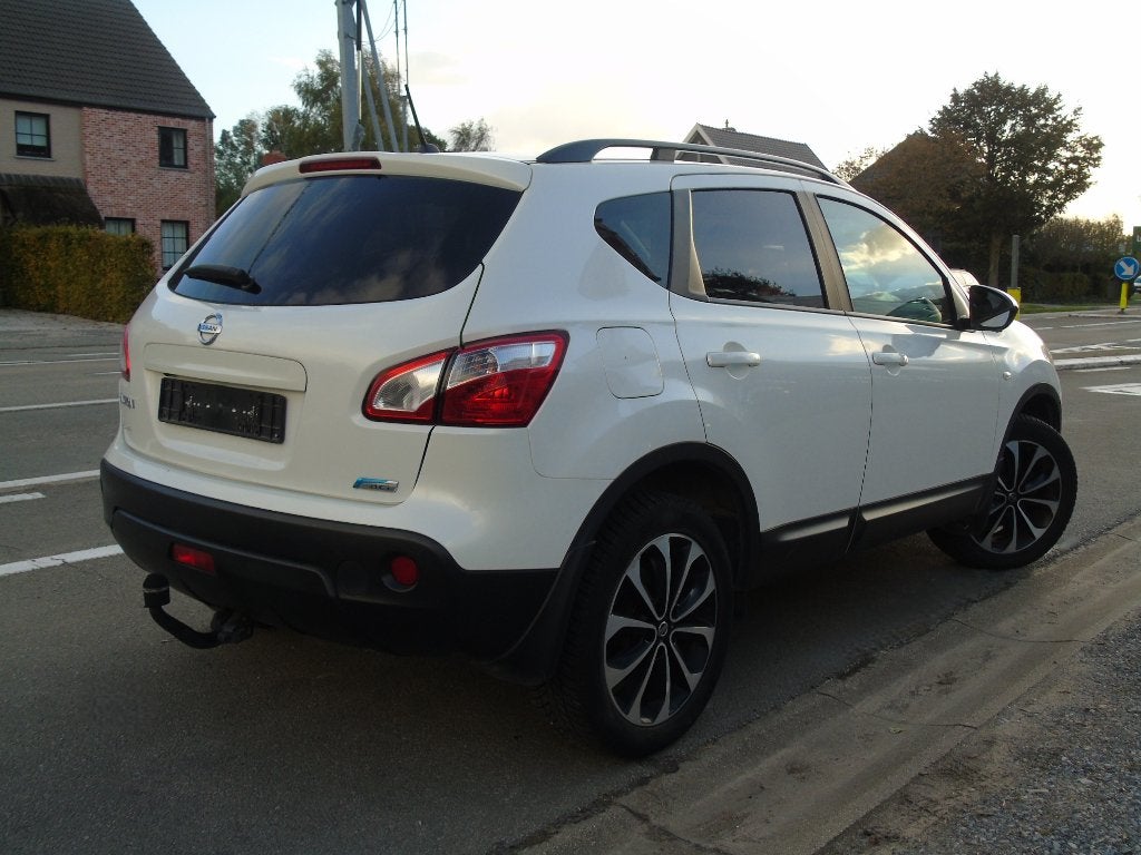 Nissan Qashqai 1.6 dCI Pure Drive *10/2013 *Ohb*Navi *EURO 5, Autos, Euro 5, Achat, Entreprise, Boîte manuelle