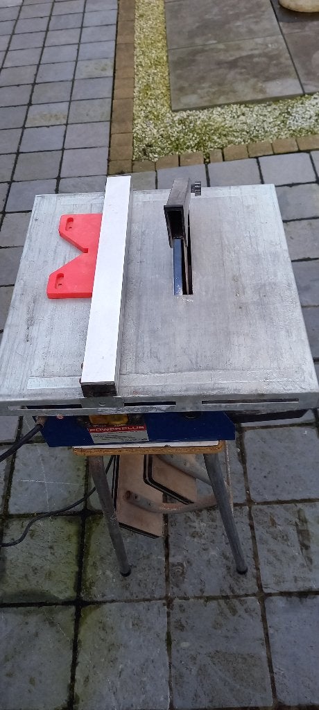 Draagbare tegelmachine voor kleine en middelgrote tegels., Bricolage & Construction, Outillage | Scies mécaniques, Moins de 600 watts