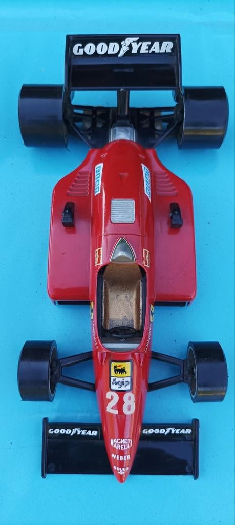 Ferrari F1 1-24 de la marque Mira 3 pièces, Enlèvement ou Envoi