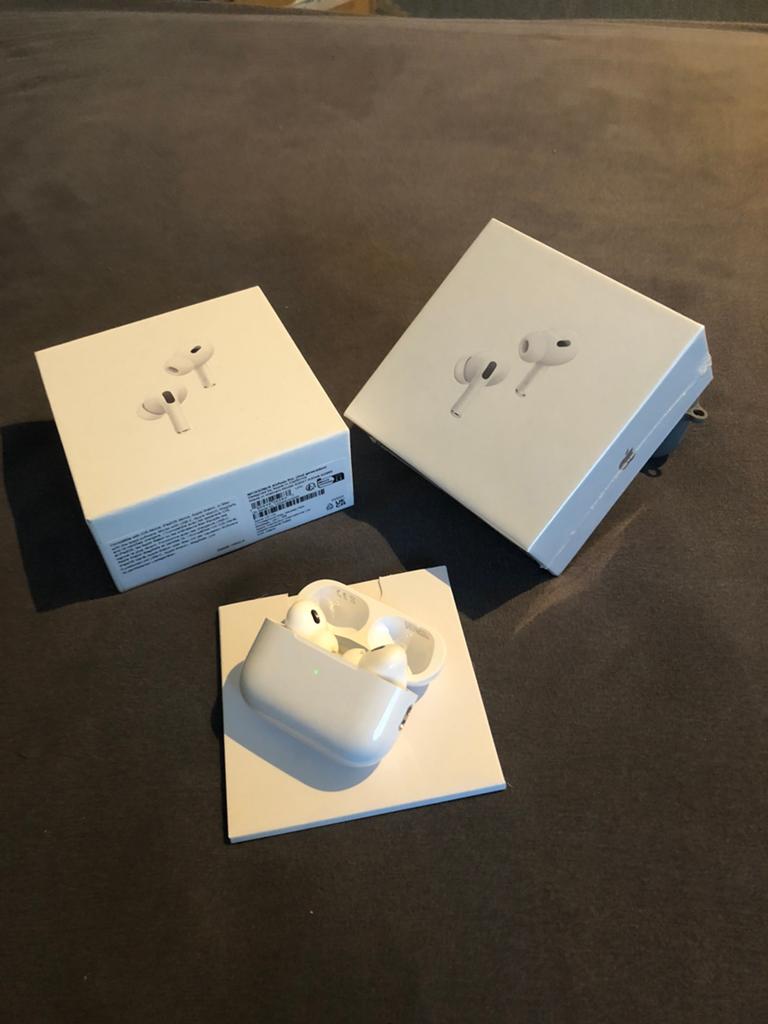 Airpods pro 2, Verzenden, Zo goed als nieuw, Apple, In oorschelp (earbud)