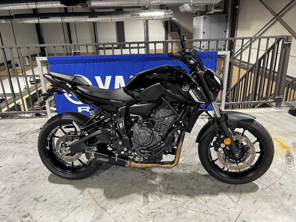Yamaha MT07 pure 35kw 2023, Motoren, 2 cilinders, Occasion, Bedrijf, Minimaal motorrijbewijs A2