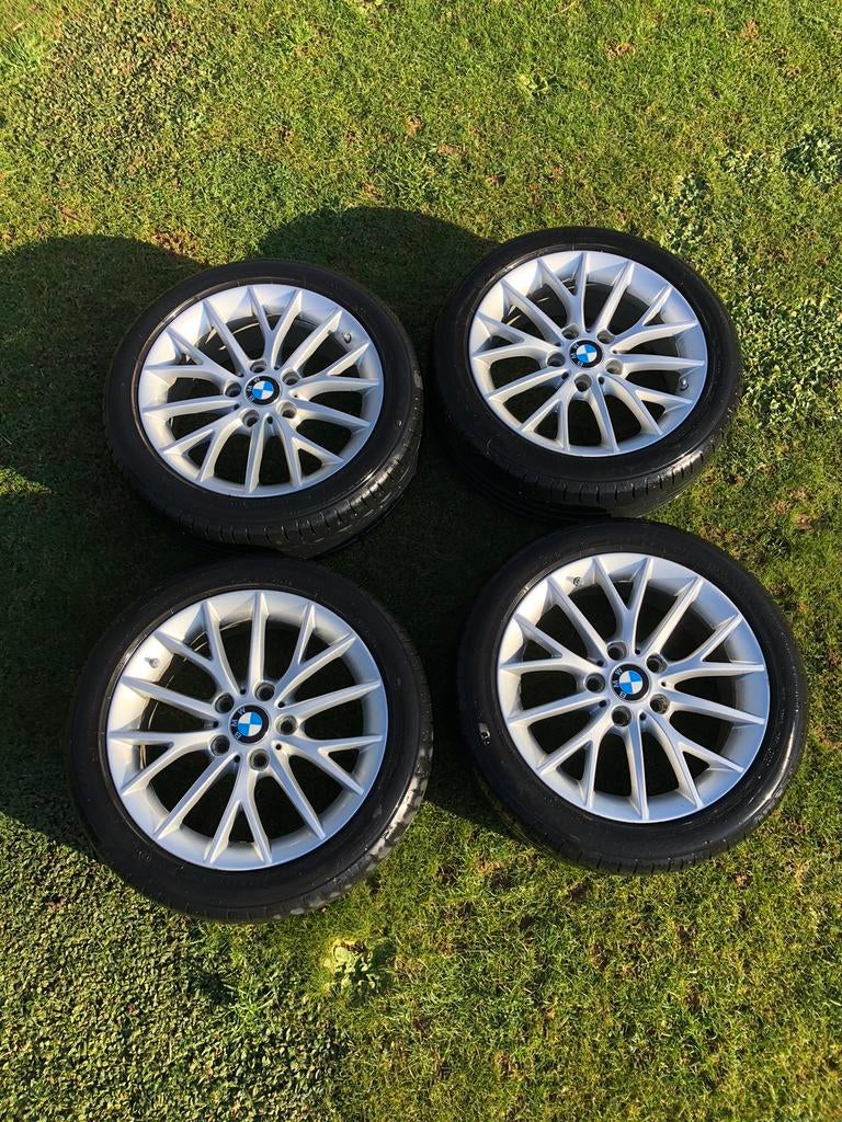 4 pneus / jantes BMW serie 1 - 17 pouces, Enlèvement ou Envoi, 17 pouces, Pneus été, Pneu(s)