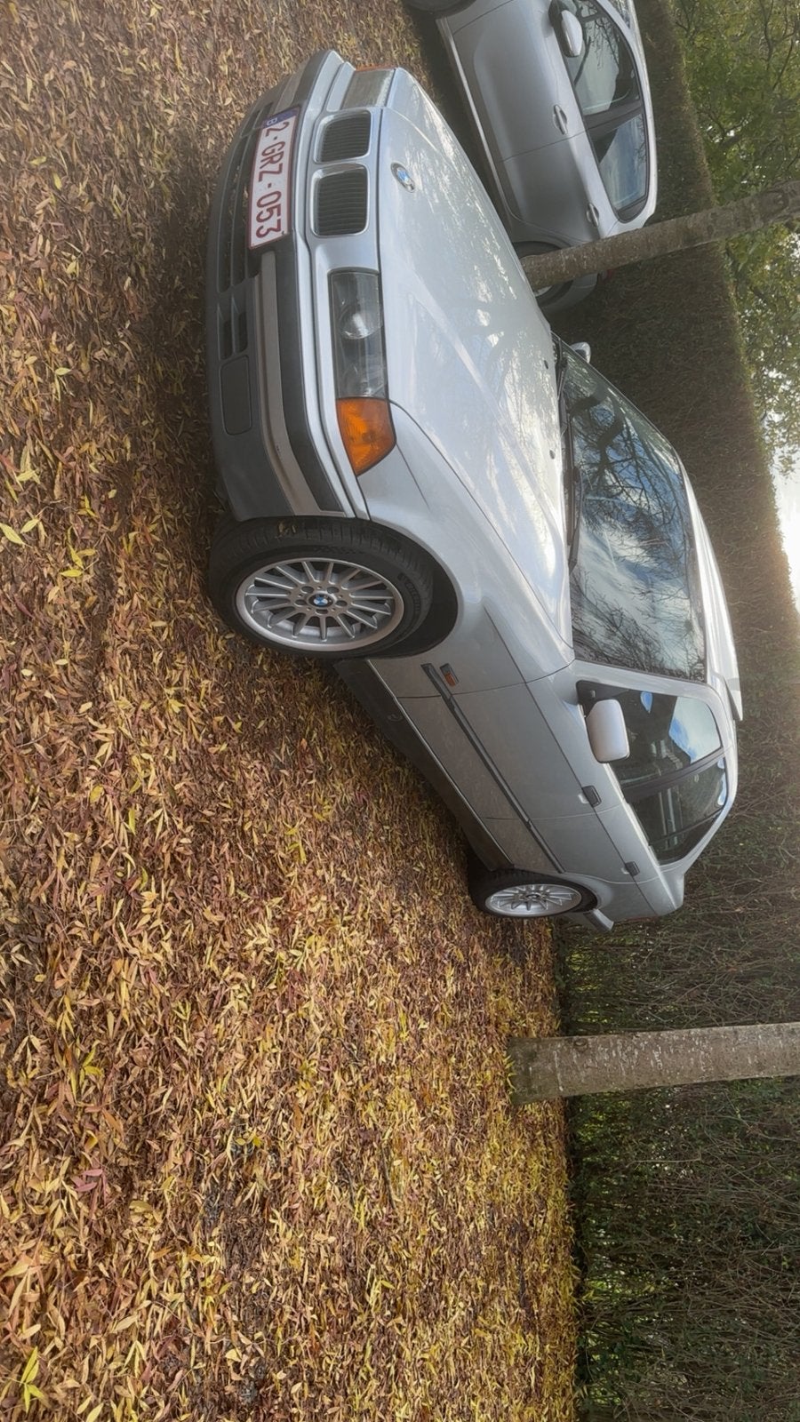 BMW E36  316i automaat sedan, Automaat, Zwart, 5 deurs, Particulier
