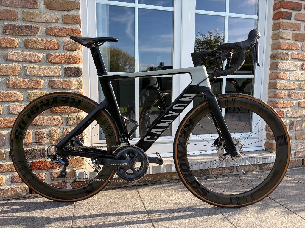 Canyon Aeroad CF Sl maat M 2021 Ultegra 2X11 mechanisch, 28 inch, Gebruikt, 10 tot 15 versnellingen, Schijfrem