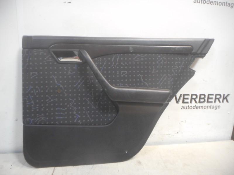 PORTIERBEKLEDING RECHTS ACHTER Mercedes-Benz C (W202), Auto-onderdelen, Gebruikt, Mercedes-Benz