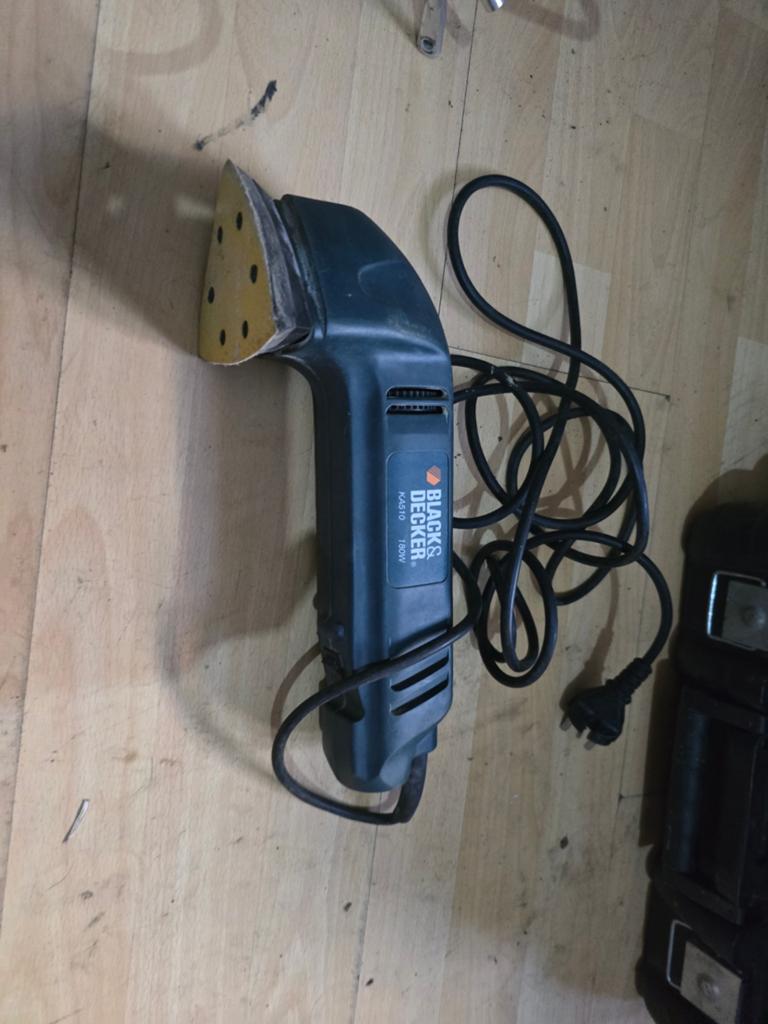 Black & Decker schuurmachine 20 euro als nieuw, Zo goed als nieuw