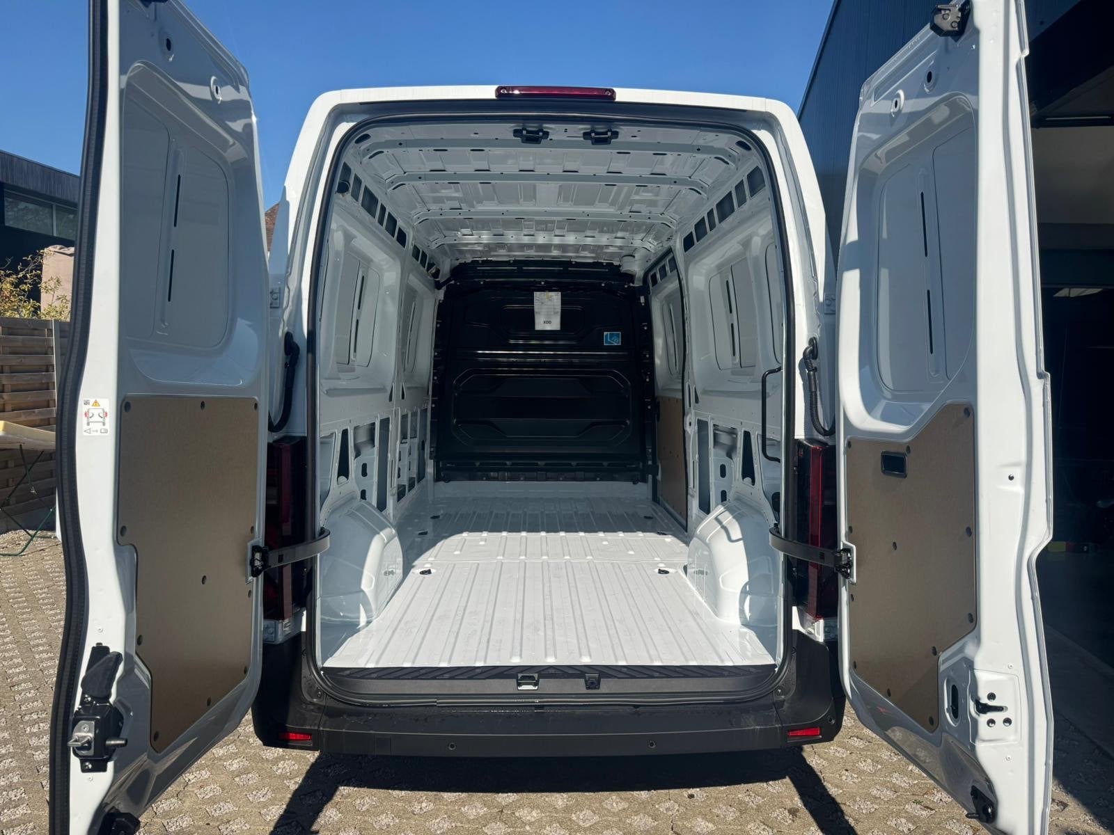 Renault Master L3H2 170 PK - 2 jaar garantie - NIEUW - 29669, Autos, Neuf, Euro 6, Entreprise, 3 places
