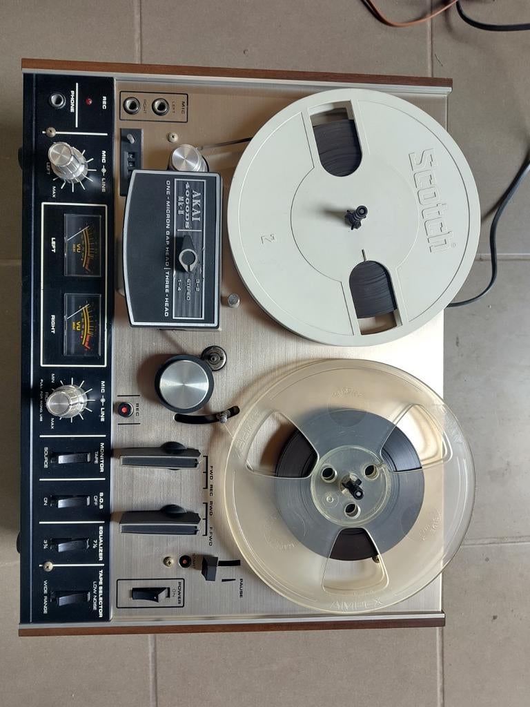AKAI 4000 DS MK-II, Enlèvement