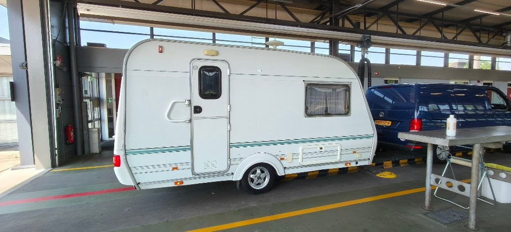 Hylander HD 380 van 1999 B.J ., 750 - 1000 kg, Particulier, Lit transversal, Réfrigérateur