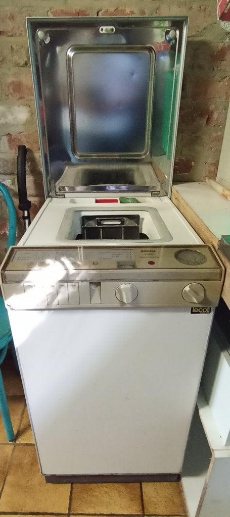Compacte Bosch-bovenlader, Ophalen, 4 tot 6 kg, Bovenlader, Minder dan 1200 toeren