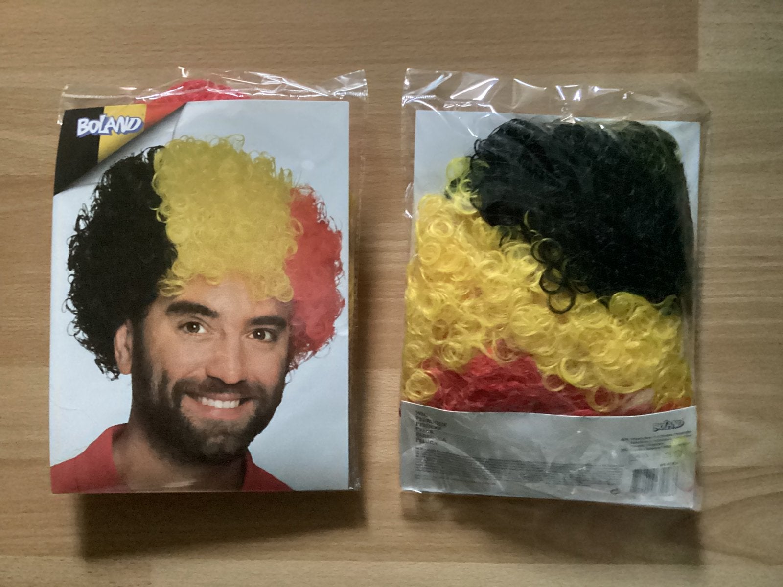 Pruiken Belgische driekleur- Nieuw, Ophalen of Verzenden, Nieuw, Accessoires