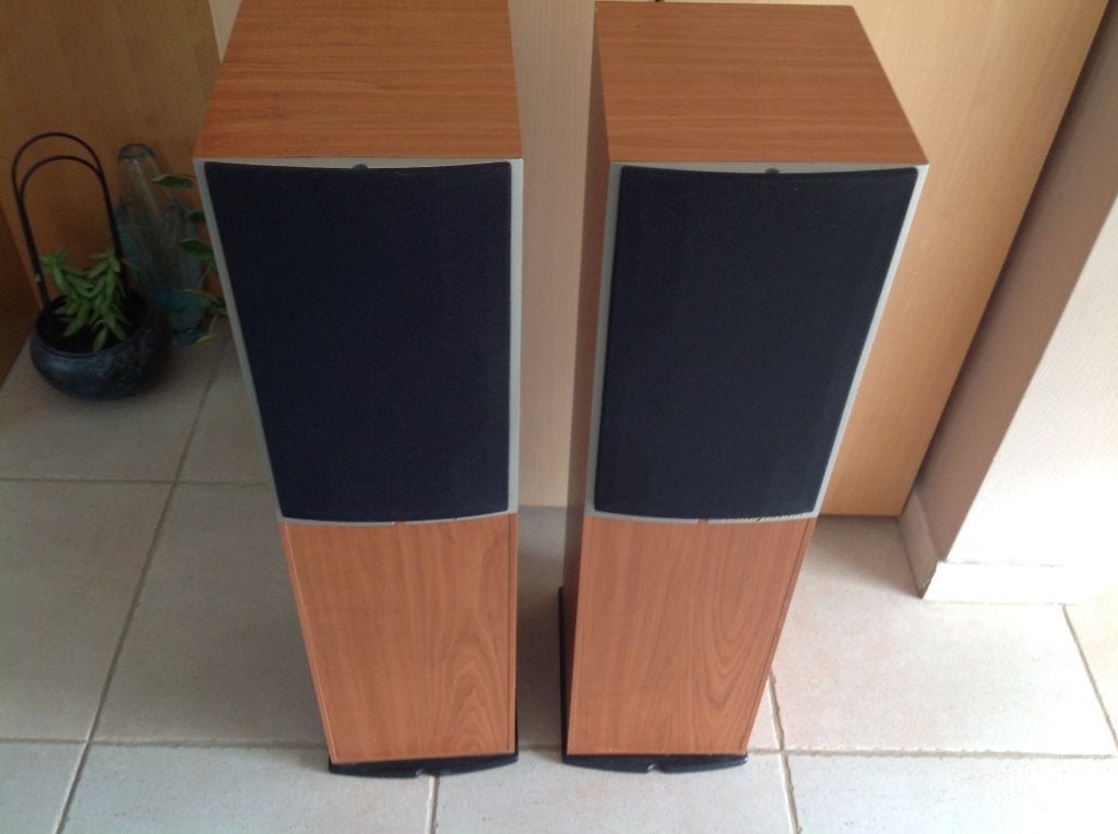 luidsprekers Warfedale Diamond 8.3, Audio, Tv en Foto, Ophalen of Verzenden, Zo goed als nieuw, Vloerstaande luidspreker