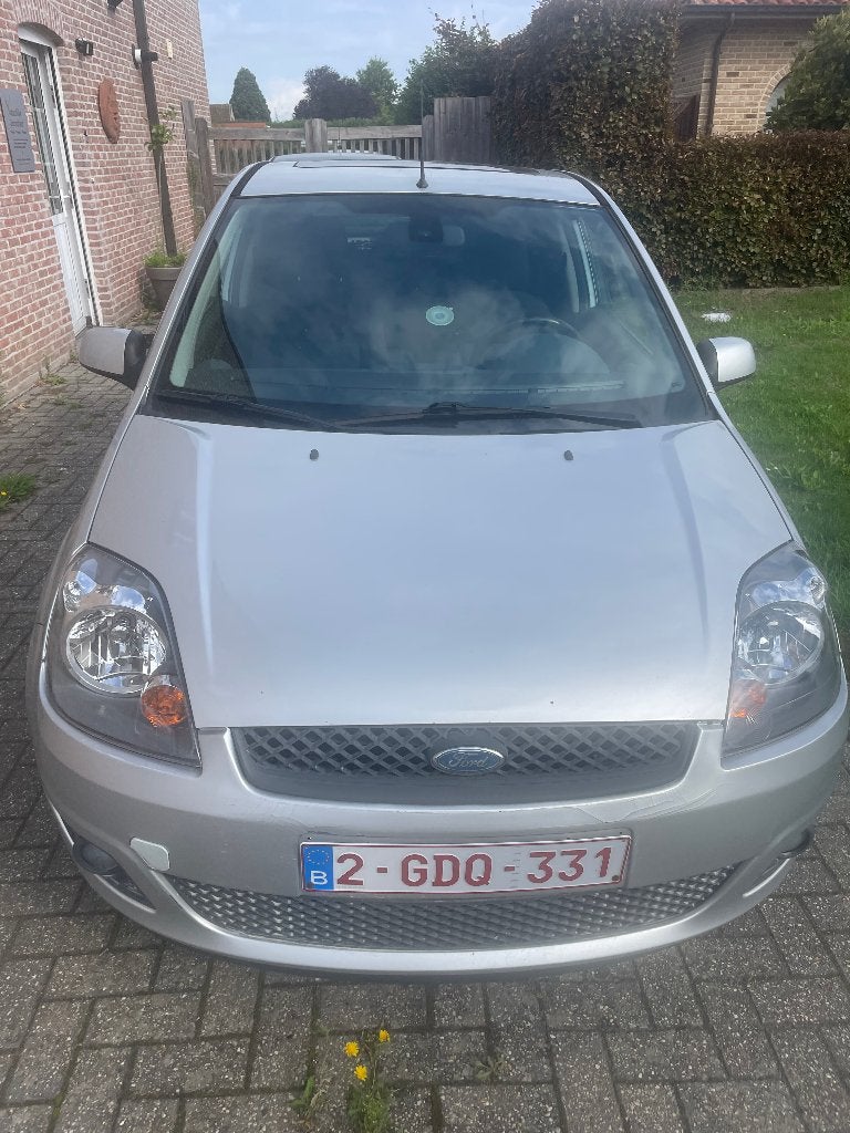 Ford Fiesta 1.3 Essence 2007 - Toit ouvrant - Approuvé 10/26, Argent ou Gris, Achat, Boîte manuelle, Bleu