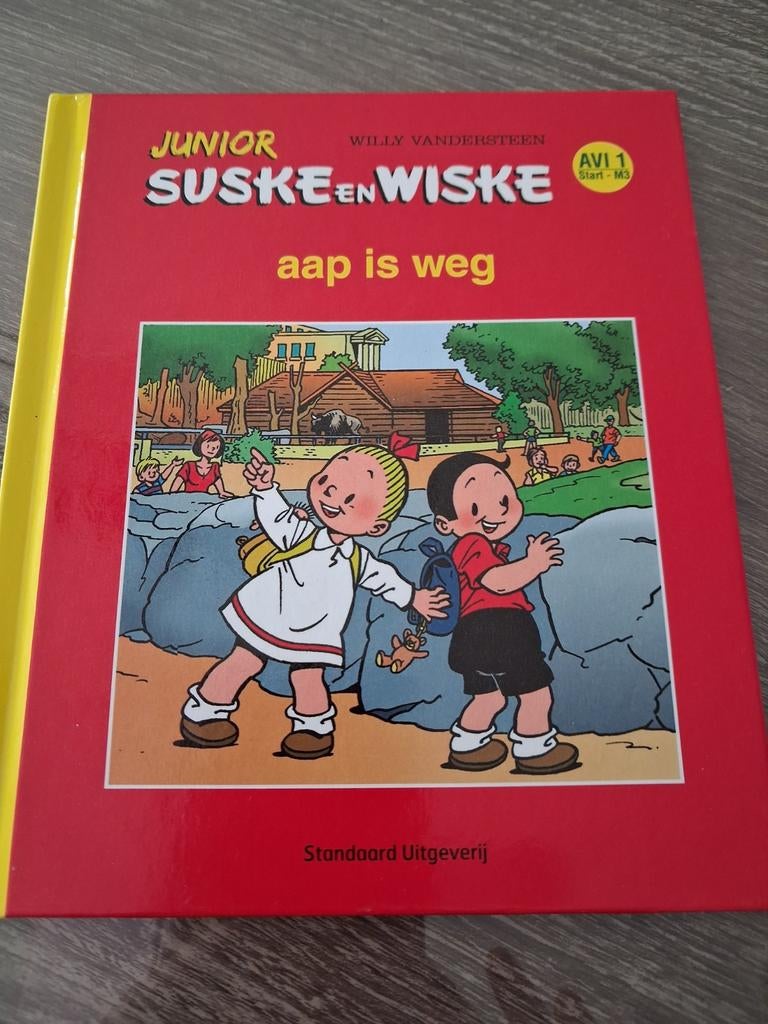 Boek Suske en Wiske Junior: Aap is weg. Avi 1., Enlèvement ou Envoi, Utilisé
