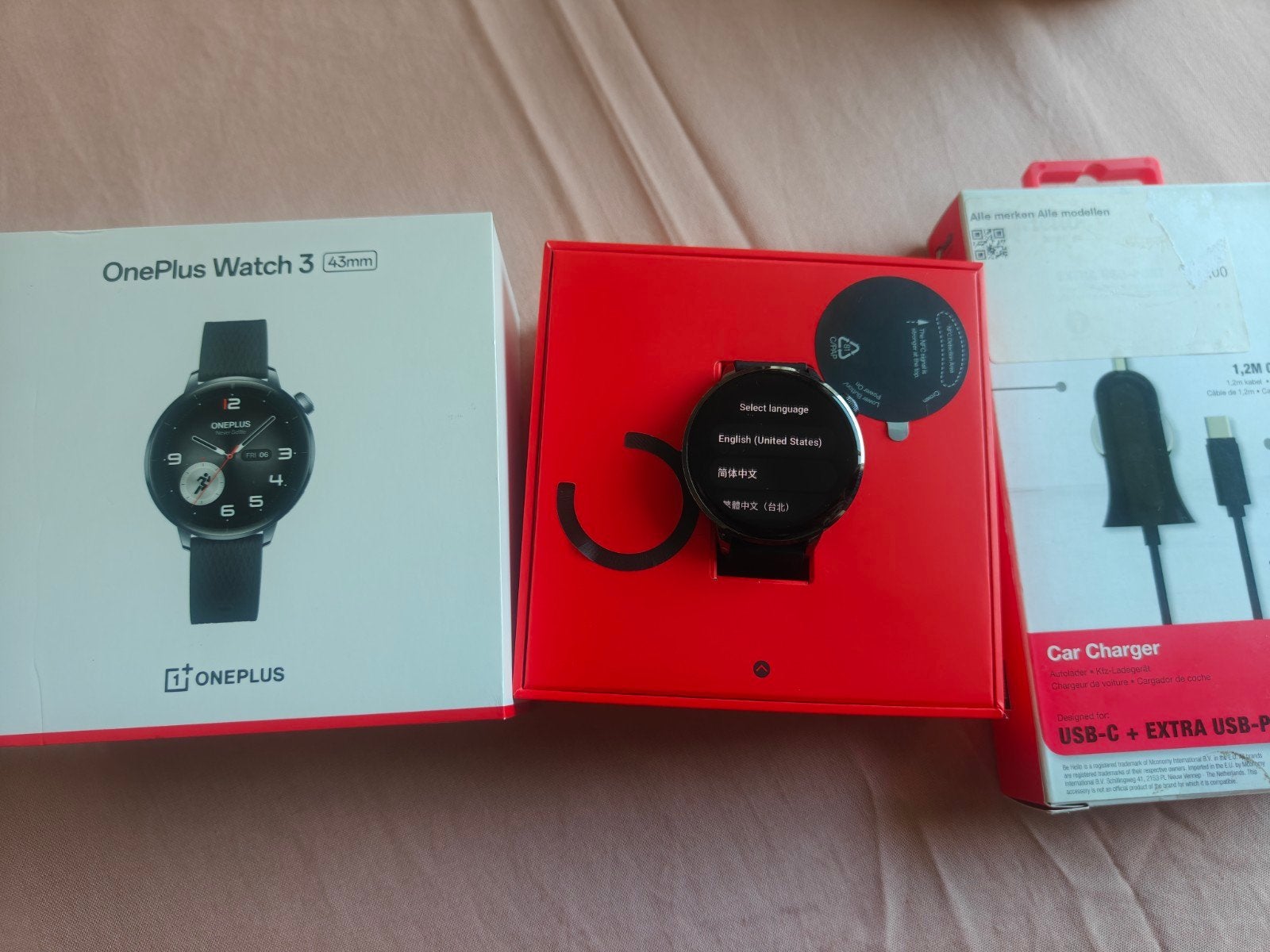 Oneplus watch 3 splinternieuw+autocharger, Handtassen en Accessoires, Smartwatches, Ophalen of Verzenden