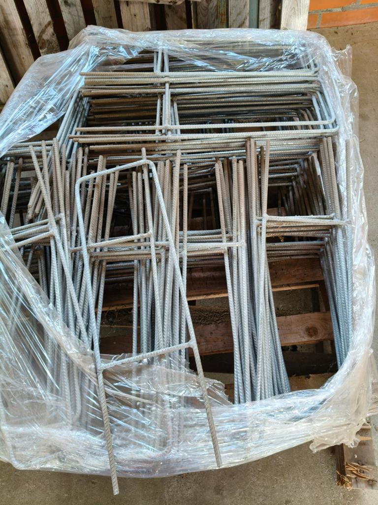 Metalen gegalvaniseerde pinnen om gronddoek vast te steken, Tuin en Terras, Ophalen