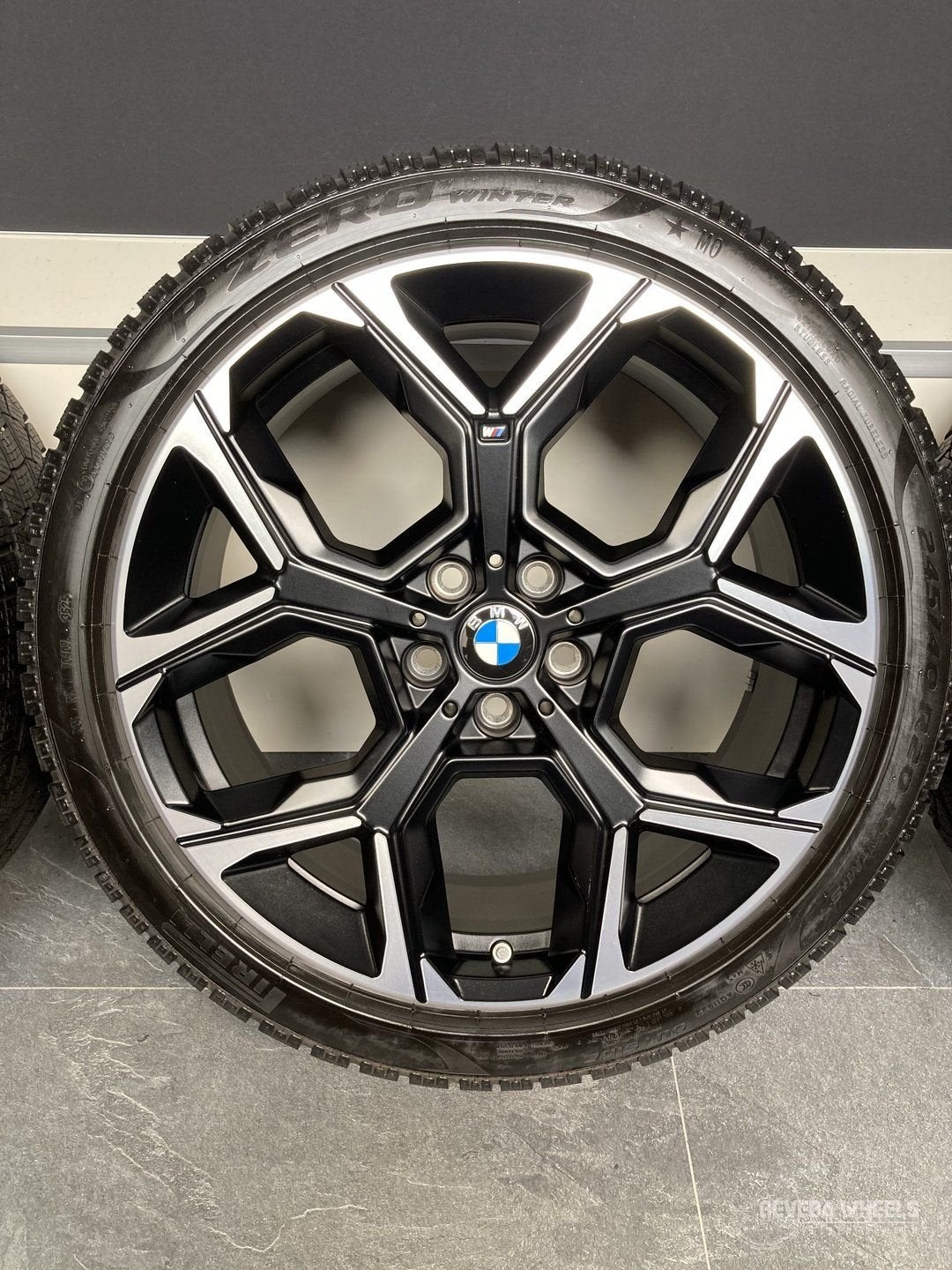 20” originele BMW X1 IX1 X2 IX2 velgen + winterbanden 872M, Auto-onderdelen, Banden en Velgen, -, -, Banden en Velgen, 20 inch