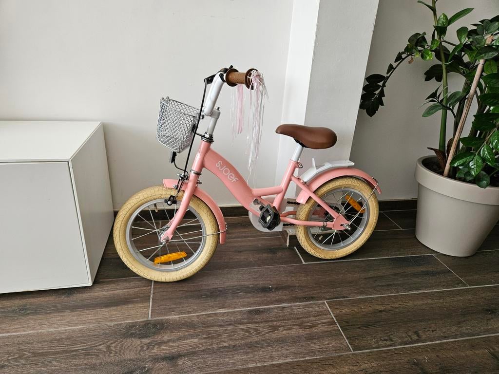 Sjoef kinderfiets 14 inch, Fietsen en Brommers, Ophalen, Terugtraprem, Zijwieltjes, Gebruikt