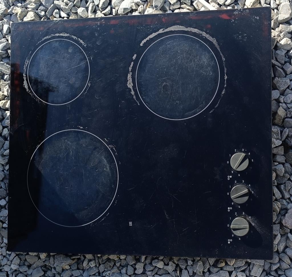 Taque de cuisson 3 foyer et un four standard, Electroménager, Utilisé