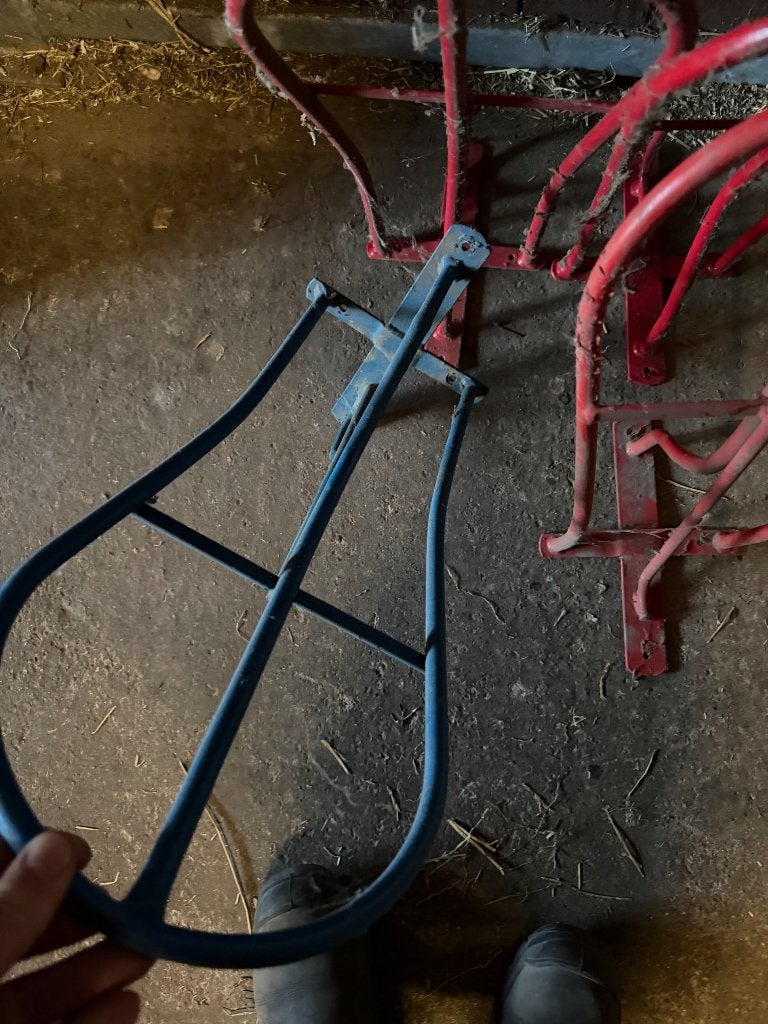 Zadel steunen, Dieren en Toebehoren, Ophalen, Zo goed als nieuw