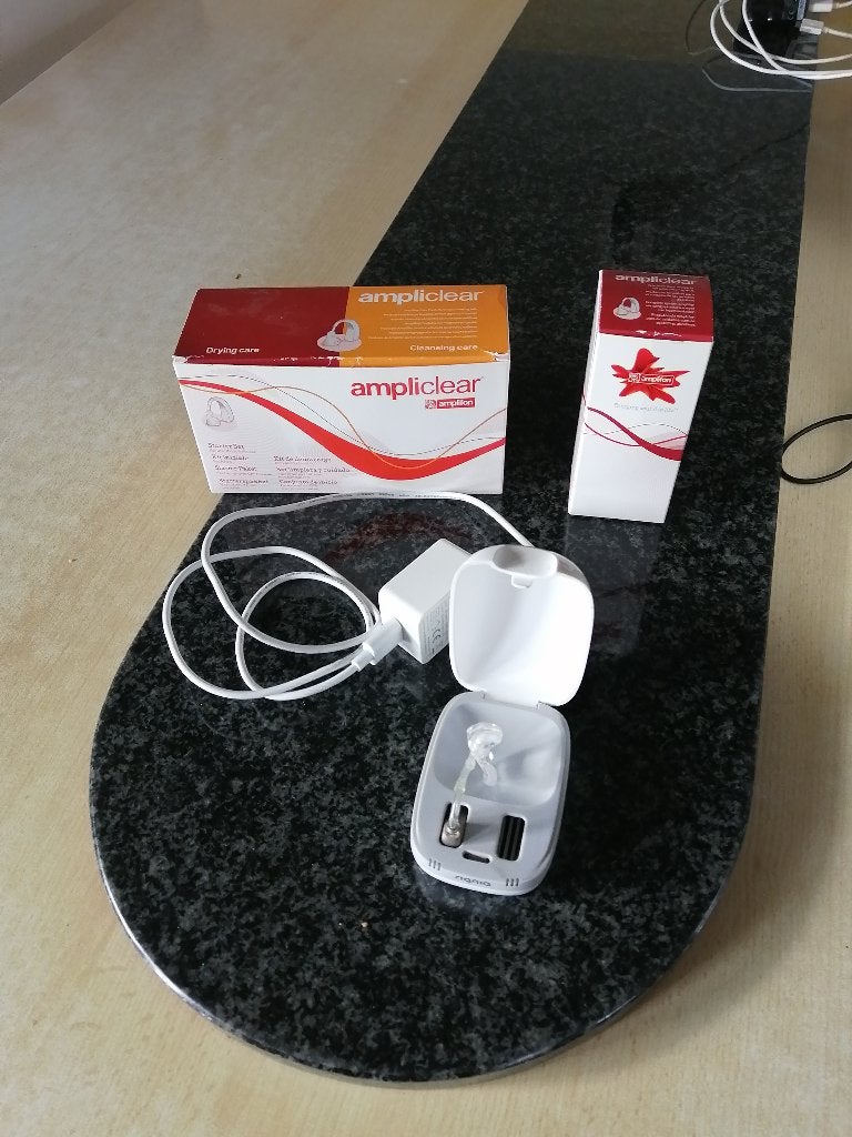 Hoorapparaat Amplifon in perfecte staat voor linker oor, Elektronische apparatuur, Ophalen, Zo goed als nieuw, Overige typen