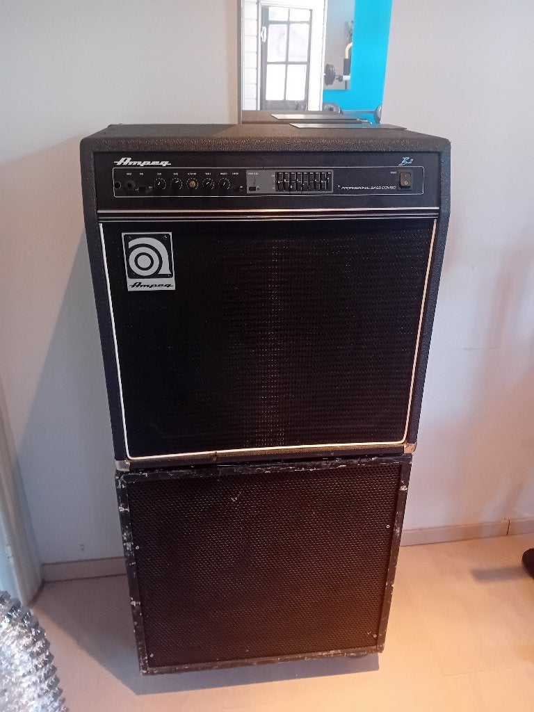 Ampeq bassversterker, Muziek en Instrumenten, Ophalen, Gebruikt, Basgitaar