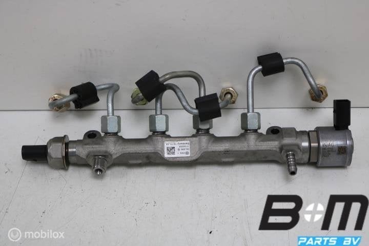 Brandstofrail met sensoren VW Tiguan 5N 04L130089G, Autos : Pièces & Accessoires, Systèmes à carburant, Utilisé