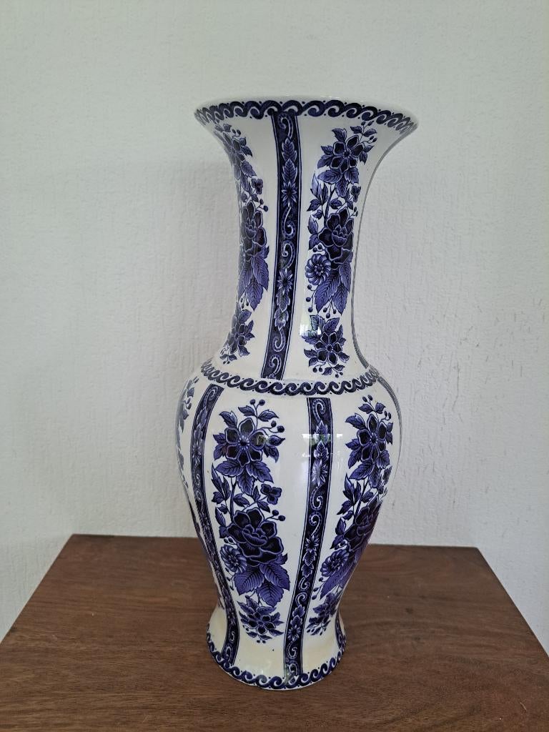 Delfts porseleinen vaas met bloemenmotief 43 cm, Ophalen